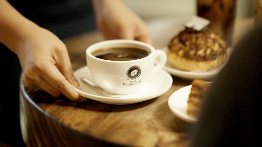 BlueWonder's Coffee & Pastries 02